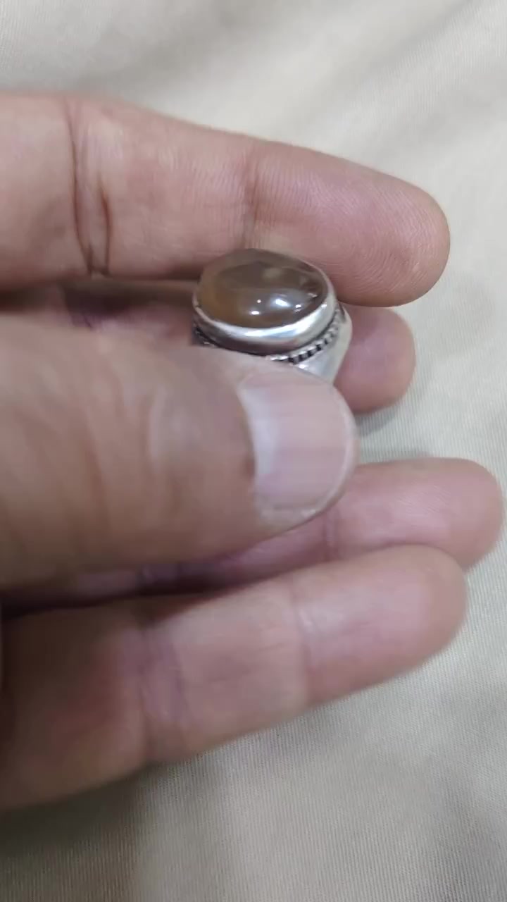 يمانيات صياغات ثقيلة ب200 الف سعر نهائي 
بغداد المشتل 
واتساب***********
