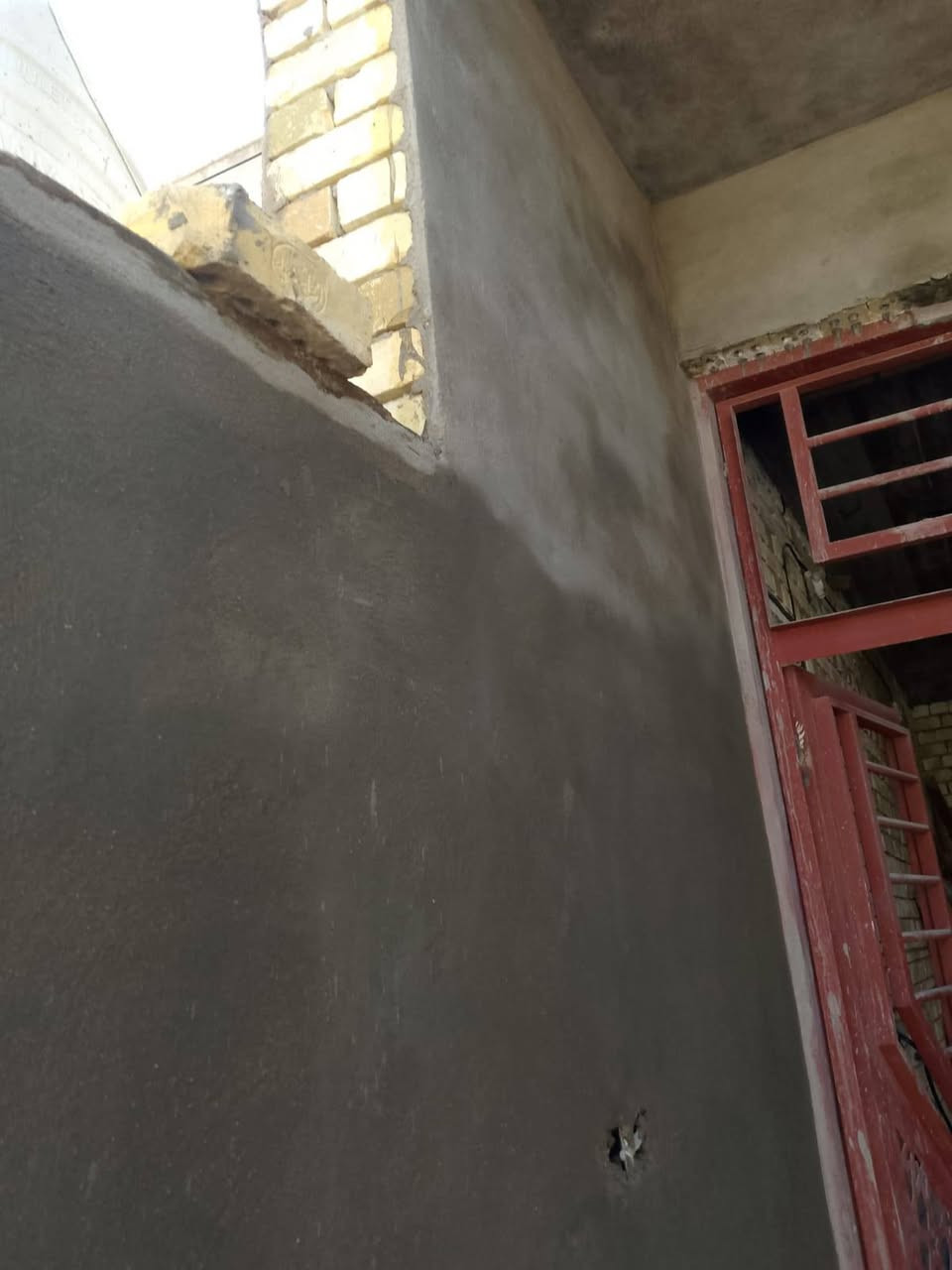 خلفه لبخ ونثر ترميم تصليحات واجهات ديكورات واجهات بياض كاشي سيراميك اسعار مناسبه ***********
