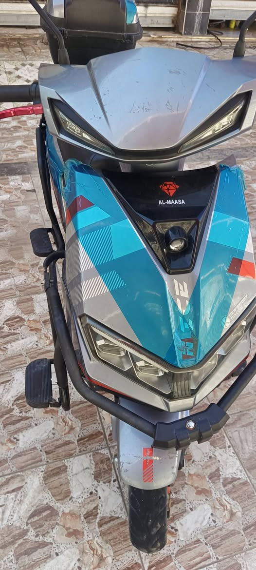 دراجه شحن الماسه كلش نظيفه للبيع قفل 600الف ***********
