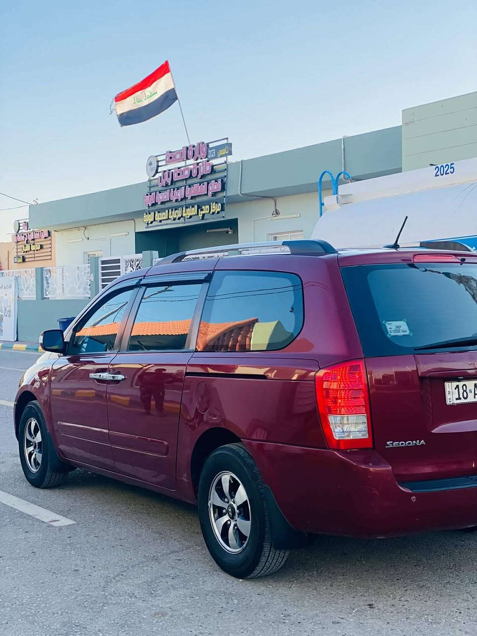 اسلام عليكم كيه سيدونه للبيع مديل 2012 محرك 3800 حادثه جاملغ خلفي  العنوان بابل الشوملي لاستفسار ***********
