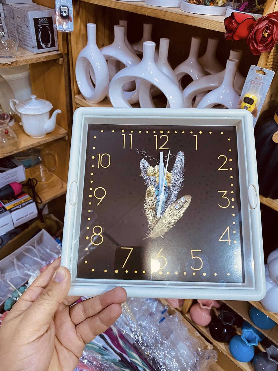 تخفيضات 🔥تخفيضات 🔥رجع توفررت وجبة جديدة من  ساعة جداري الوان واشكال مختلفة  .🌺🌺

السعر فقط .🔥
3.500 دينار  . 🌺🌺

لحكووو قبل لايخلص 🏃🏃‍♂️🏃🇲🇦

العنوان // خانقين تولفروش امام معمل نسيج جانب دلسوز بزاز .🕰️🕰️

علمأ يتوفرر لدينا خدمة توصيل لجميع مناطق خانقين.🚗🚗


**إذا كنت صاحب هذا الإعلان وتريد حذفه لأي سبب، رجاءا أرسل رسالة إلى الدعم الفني**