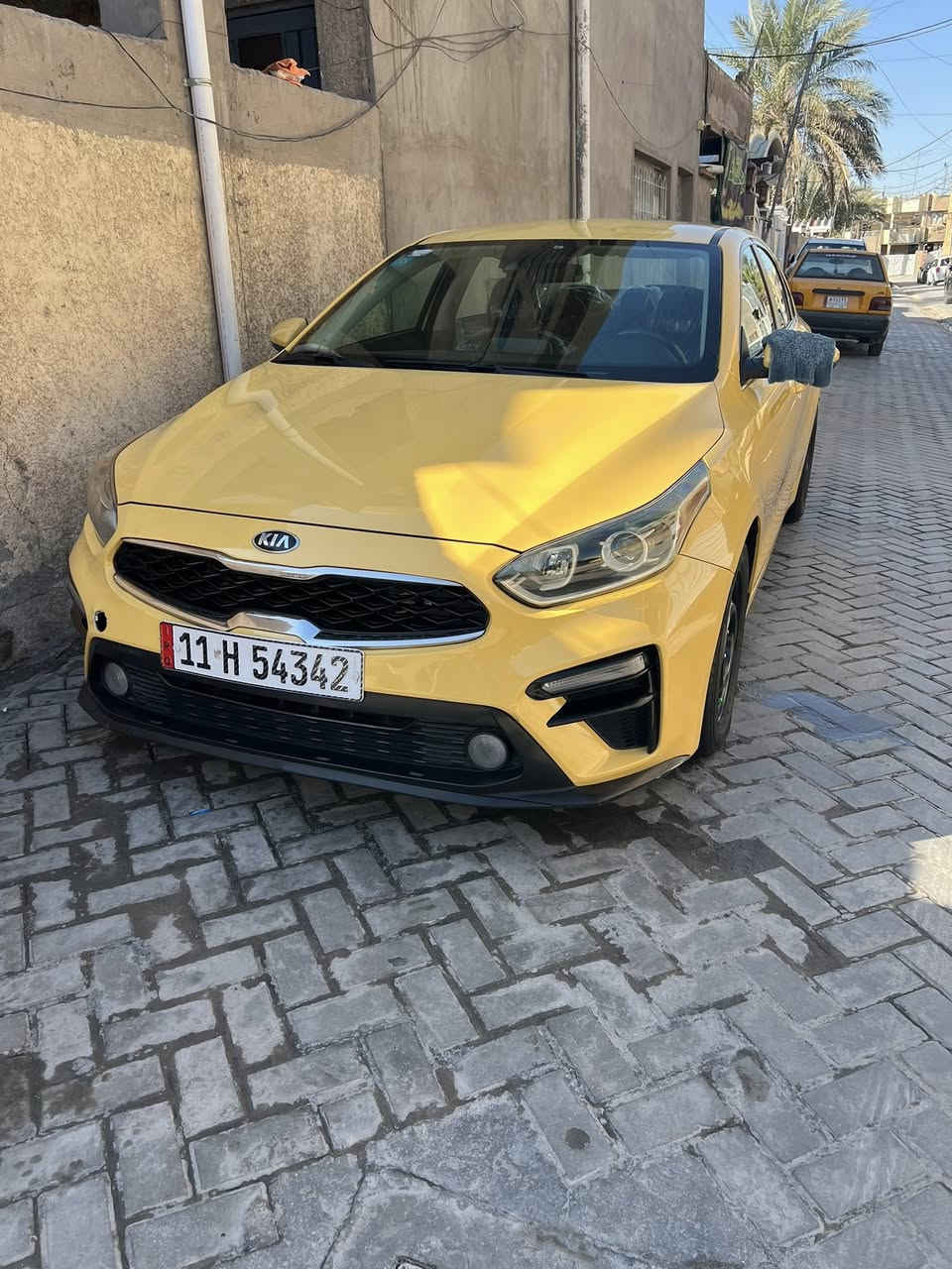 السلام عليكم شپـ👬ـأأب من رخص الادمن عندي فورتي موديل 19 كير محمر AT السياره ماشيه 49 حقيقي بيهة سونر مندلاوي السياره كبل للشارع مكاني بغداد جديده صور الحادث بلمنشور قبق جنطه مصلح نفسه ليبل واحد بدون ايرباك السعر 132 وبيهة مجال بصيط ***********
