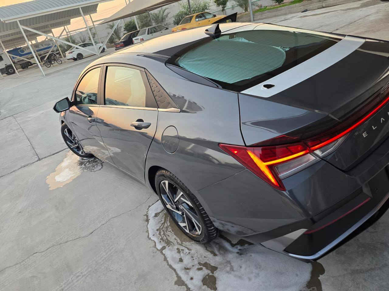 النترا موديل 2024وارد امريكي
السيارة معوقين وكاله عامة
مواصفات السيارة 
 فوووووول
بصمه 
تشغيل عن بعد 
مكينه 2000 دوش
ماشية43
حساس امامي وحساس خلفي 
ليد امامي وليد خلفي متصل وليد ضباب
شاشه اصليه كار بلي
اشارة ترحيب عند الاقتراب 
صندوق ذكي عند الاقتراب 
ترحيب ابواب لد عند الاقتراب
كامره دواره
تحكم ستيرن جهتين
4 وضعيات قياده مود درايف
كشنات مخمل
تدفئة بالكشنات السعر 153ولتواصل علا الرقم  واتساب ***********وهاذ شريحه ***********
