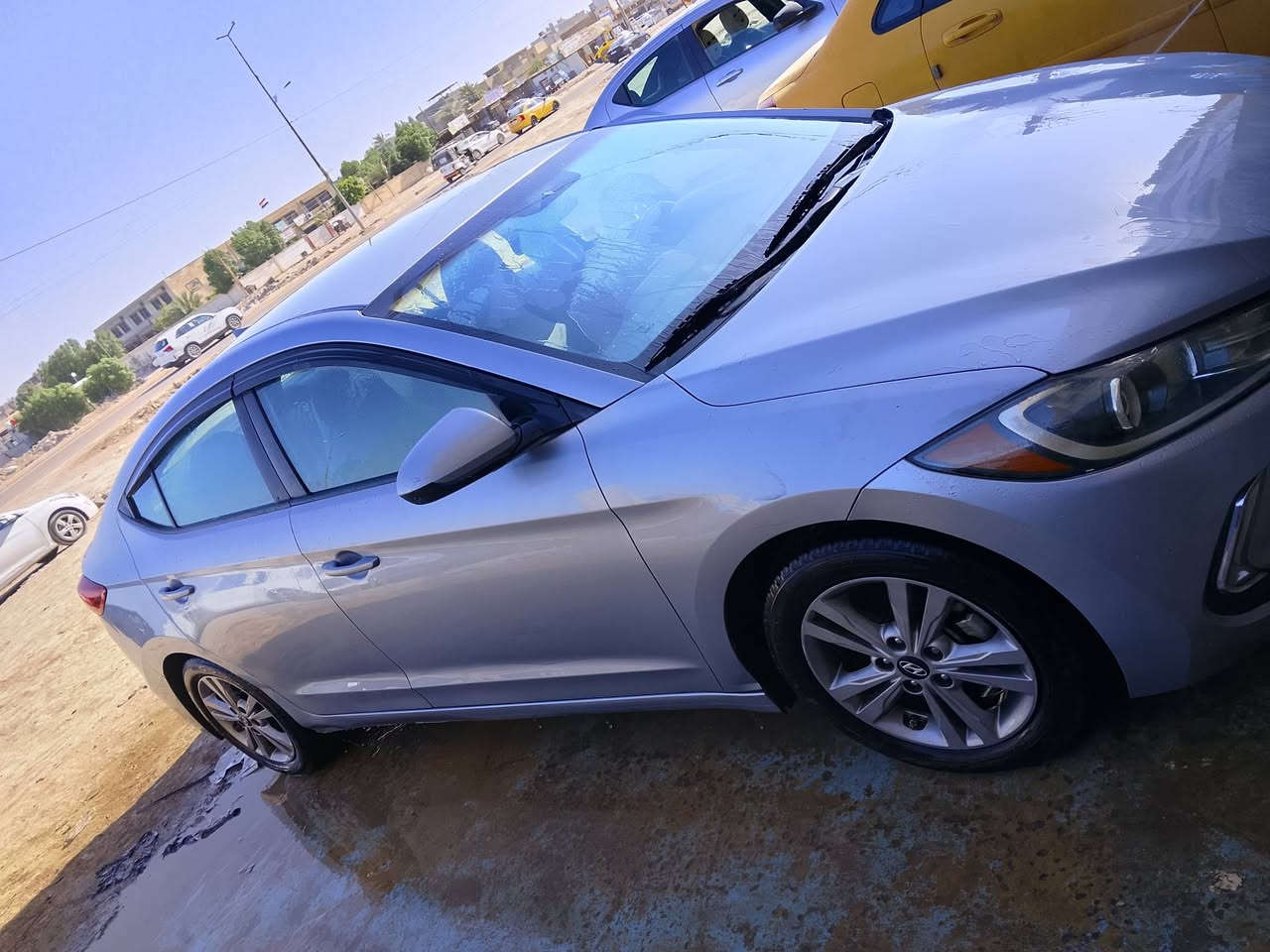 الي يعمال لا ينتصل حدث قطيع وحده بس بابا سائق شويه بل هليل بسيطه السعر127بغداد رقم ***********بي وتساب كل سياره شغله ماكو شي ما يشتغال مكنيه 2000دوش
