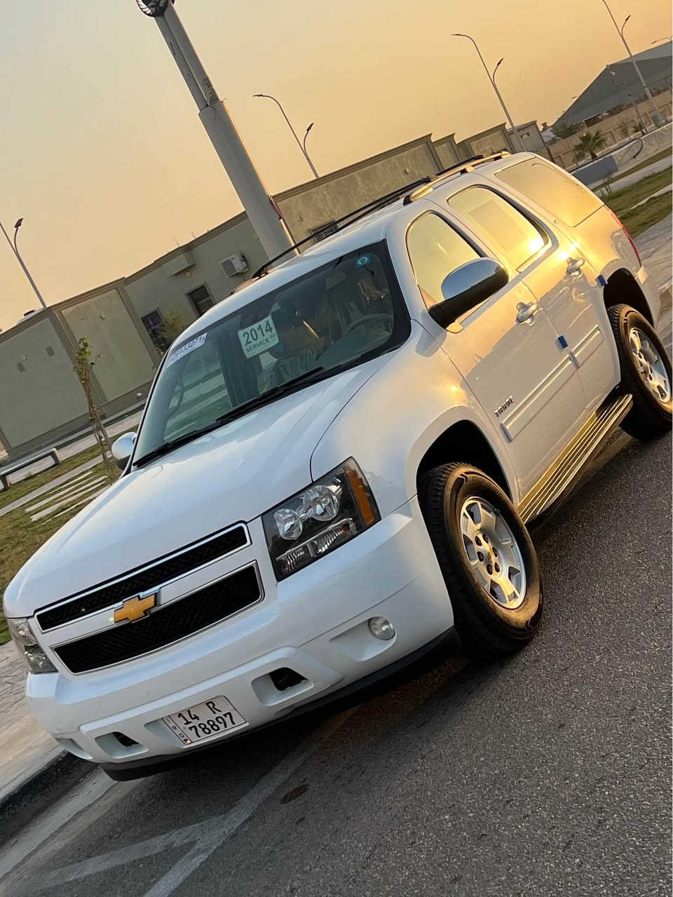 سلام عليكم 
تاهو 2014 LT مكفوله من ضربه وصبغ وتبديل بيها ملاحضات ماشيه 170 الف رقم بصره الدولي الجديد سياره جديده كلش حتا خياس ما بيها وكفاله وجاهزه من كلشي عنوان السياره البصره المعقل 
📞*********** راعي السياره البصرة, العراق
