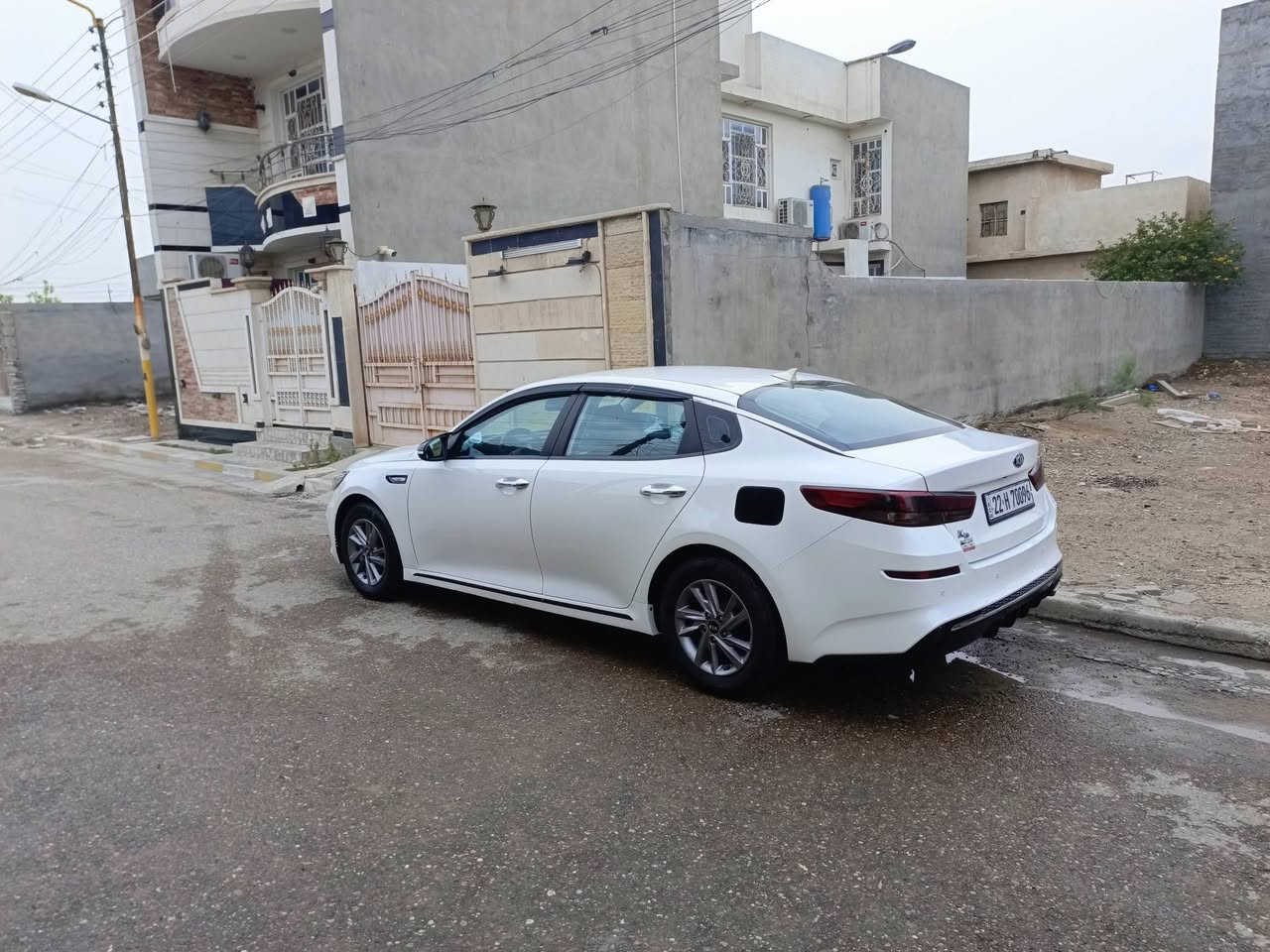 اوبتما 2020مكينه2000دوش
وارد كوري 
سياره كشنات جلد  قطعتين تبريد بصمه تشغيل صندوق ذكي عند الاقتراب اشارت ترحيب عند الاقتراب مري شفط حساسات كامره خلفيه 
سياره بيه قطعتين كلير وبنيد صار عندي بدلته أصلي 
السعر 160وبيه مجال 
التواصل ***********
مكان سياره بغداد
