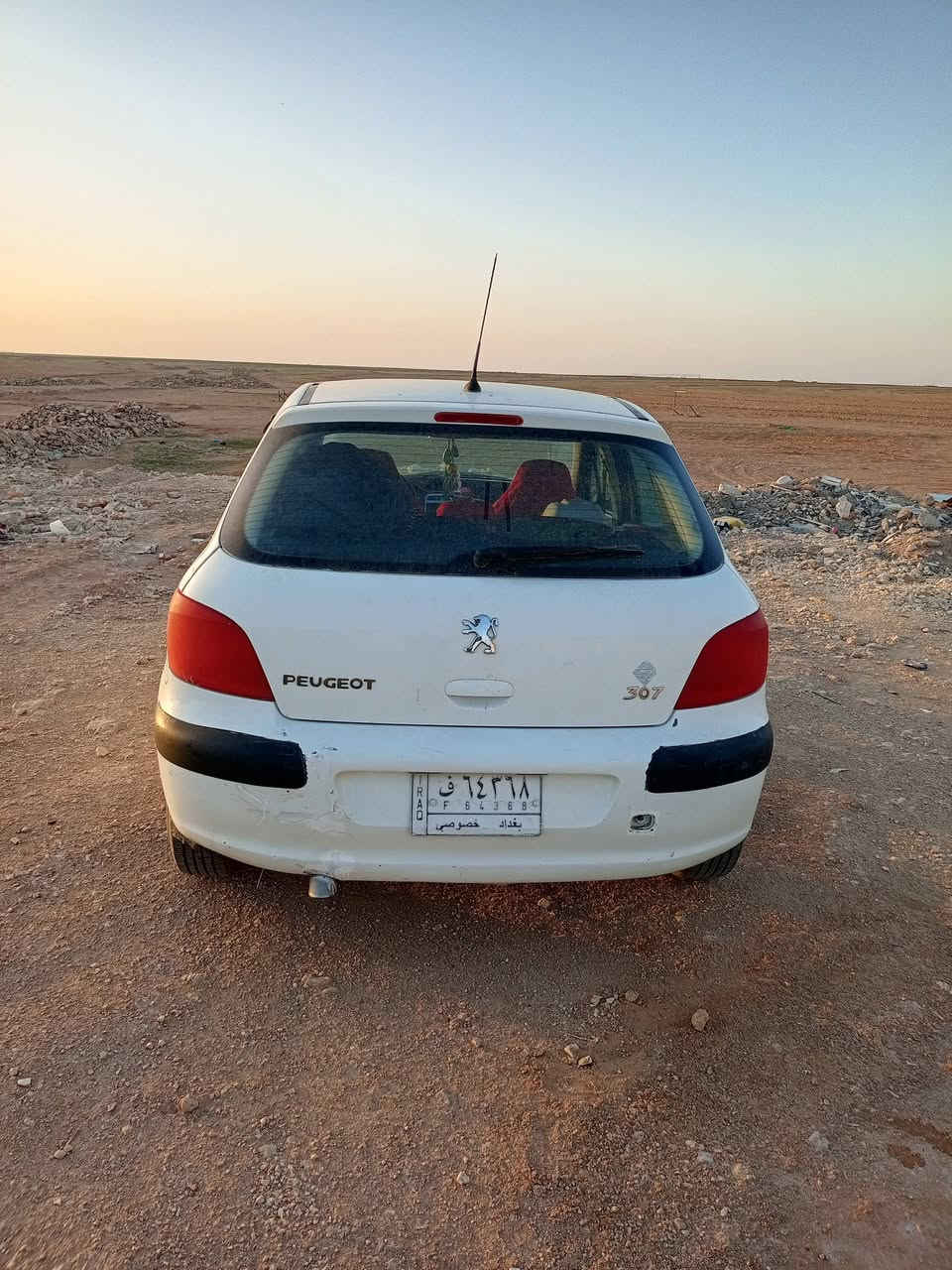 للبيع ٣٠٠٤ بغداد ٤٥ هاتف ***********
