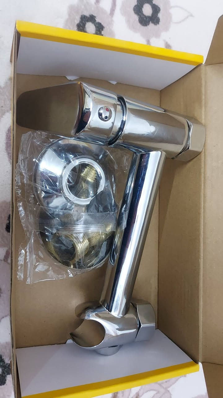 خلاط ماء A-Winnie (موديل AW1470)
ثقيل اصلي 
السعر 18 الف شامل اجور التوصيل


**إذا كنت صاحب هذا الإعلان وتريد حذفه لأي سبب، رجاءا أرسل رسالة إلى الدعم الفني**