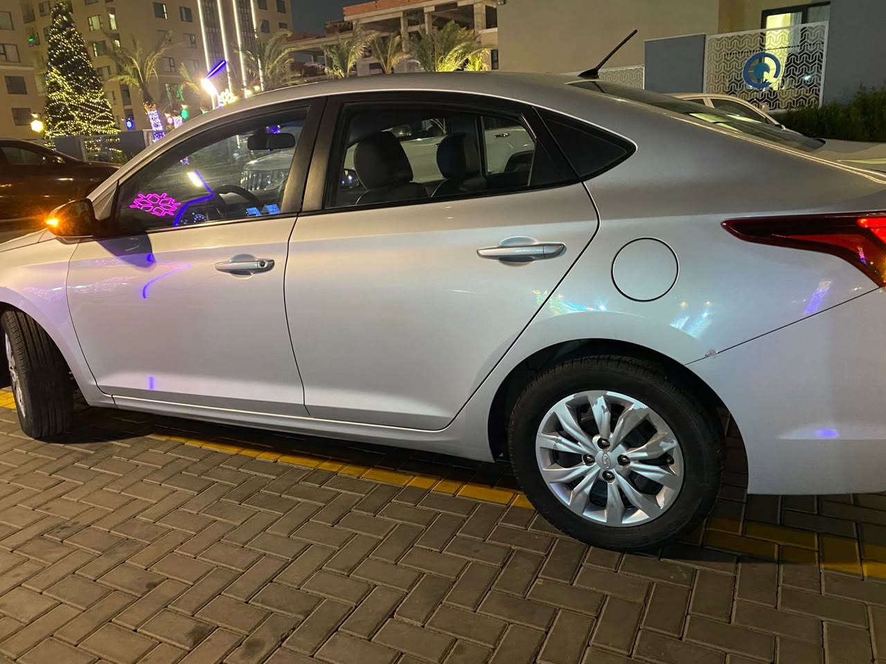 اكسنت موديل 19خليجي بيه صبغ فقط جاملغ امامي صفحت السايق سنويه هزه جديده بسمي كلشي بيه شغال وجديد سعر 119$ ***********
