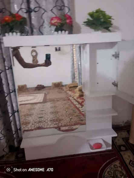 توجد مقسله للبيع سعر والاستفار على خاص او على رقم تلفون ***********
