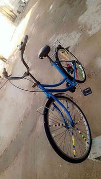 بايسكل بناتي حجم26 مصبوغ سعر40الف  07505419459