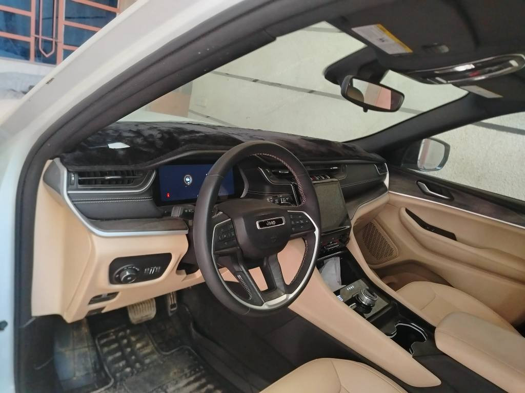 جيب لمتد موديل ٢٠٢٤
حادث جاملغ وبنيد 
معروف مواصفات لمتدد
رقم الهاتف *********** بغداد, العراق
