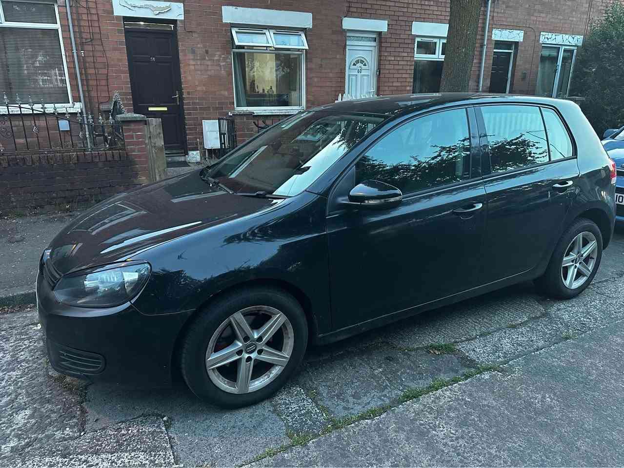 Volkswagen Golf Match TDI Bluemotion 2012

1.6 Diesel Manual
150,000 miles
103 BHP
MOT until January 2027
Drives very well with no issues
Clean inside and out
Good condition for age
Economical and reliable car
Viewing in Belfast Belfast, County Antrim


**إذا كنت صاحب هذا الإعلان وتريد حذفه لأي سبب، رجاءا أرسل رسالة إلى الدعم الفني**