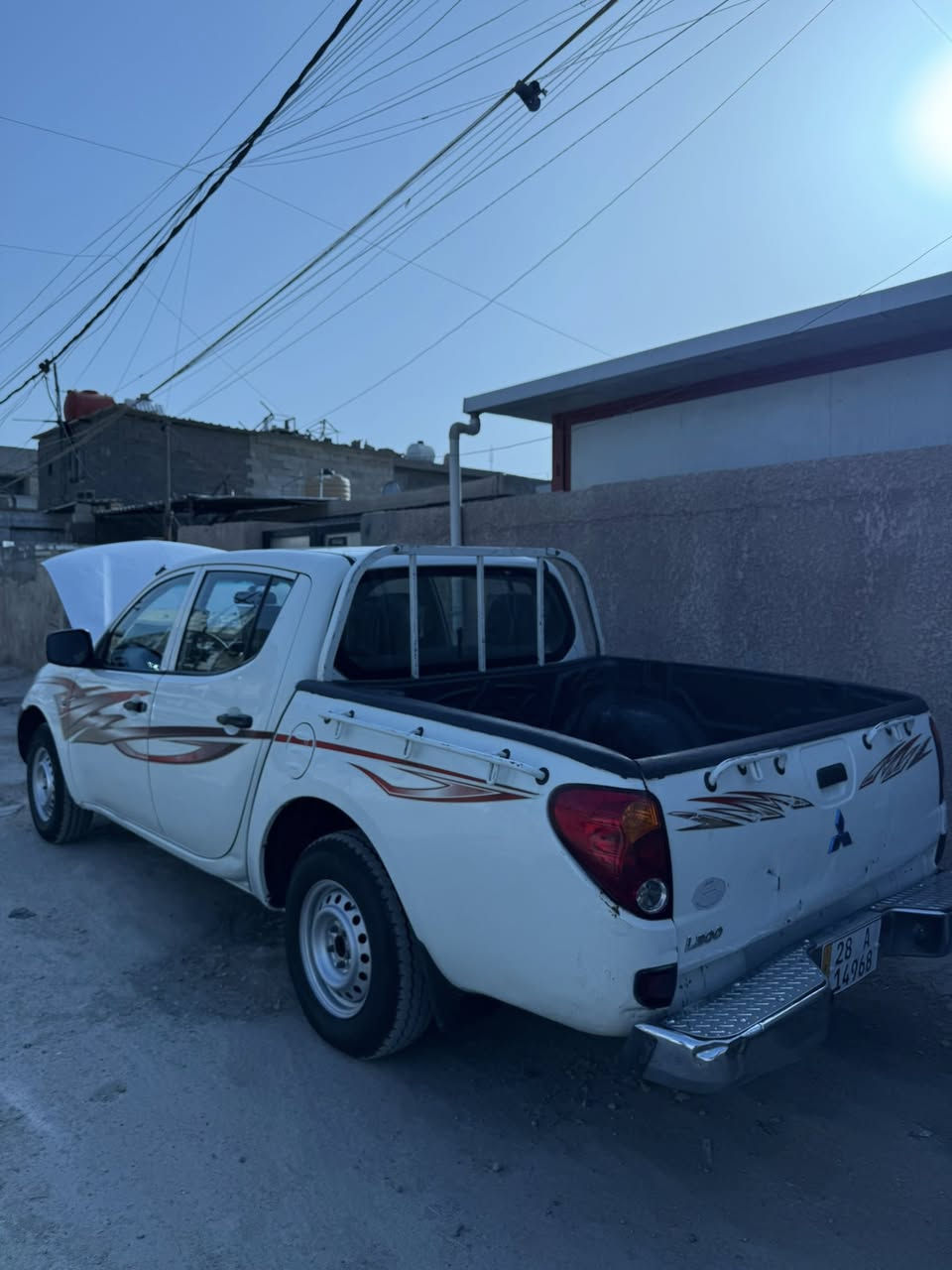 للبيع L200نضافة 100/100
مديل 2010 رقم نجف انكليزي بااسمي هزة 2026
دوشمة عام كشنات وارضية 
تخم تاير وباتري وتبريد كله جديد مكينة كير كفالة 
مكفولة من الصبغ والضربة 
مكان السيارة بغداد البلديات 
السعر :110$
للاستفسار:***********
مكلف بالنشر
