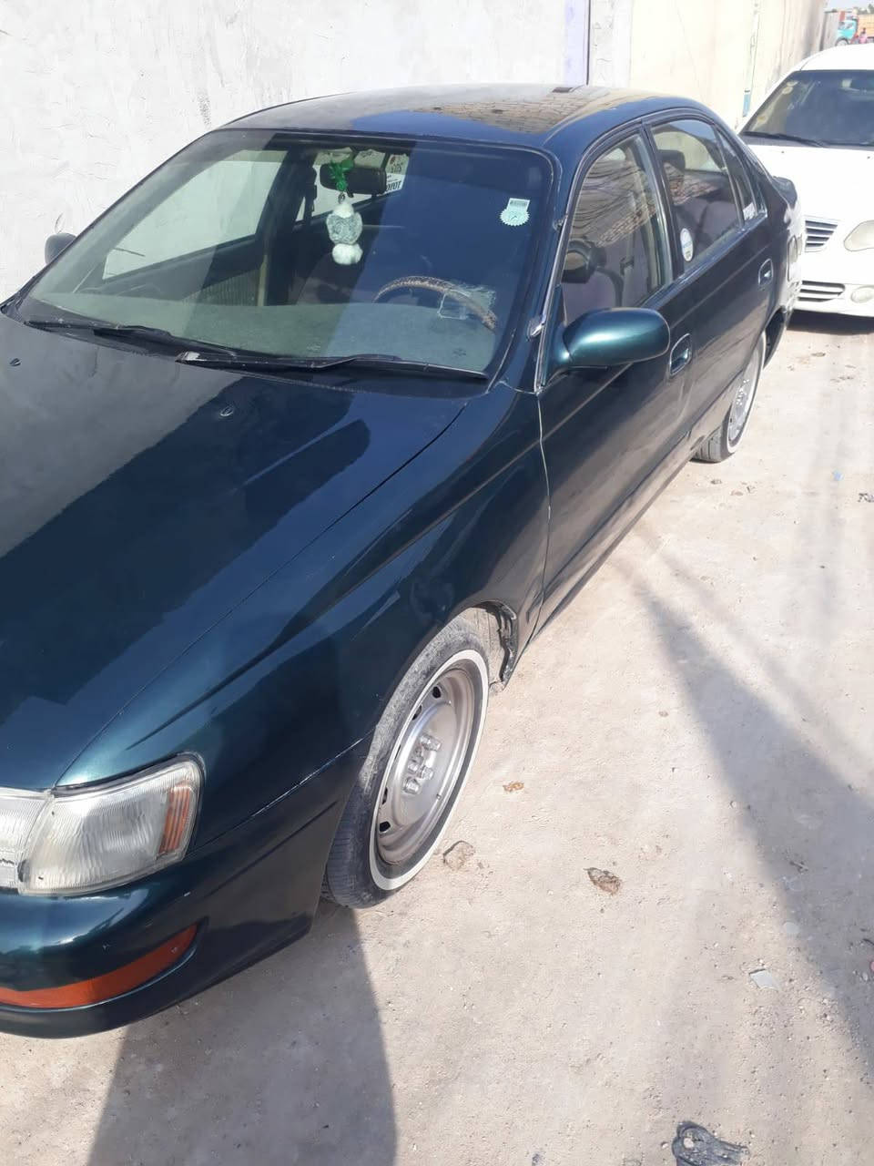 السلام عليكم سياره كرونه نفخ اللبيع مصبوغه عام جماليه موديل 93 مداور ثاني يوم السنويه صاقطه من 2018مامطلوبه ربع العنوان النجف الاشرف الاتصال على الرقم *********** السعر 48
