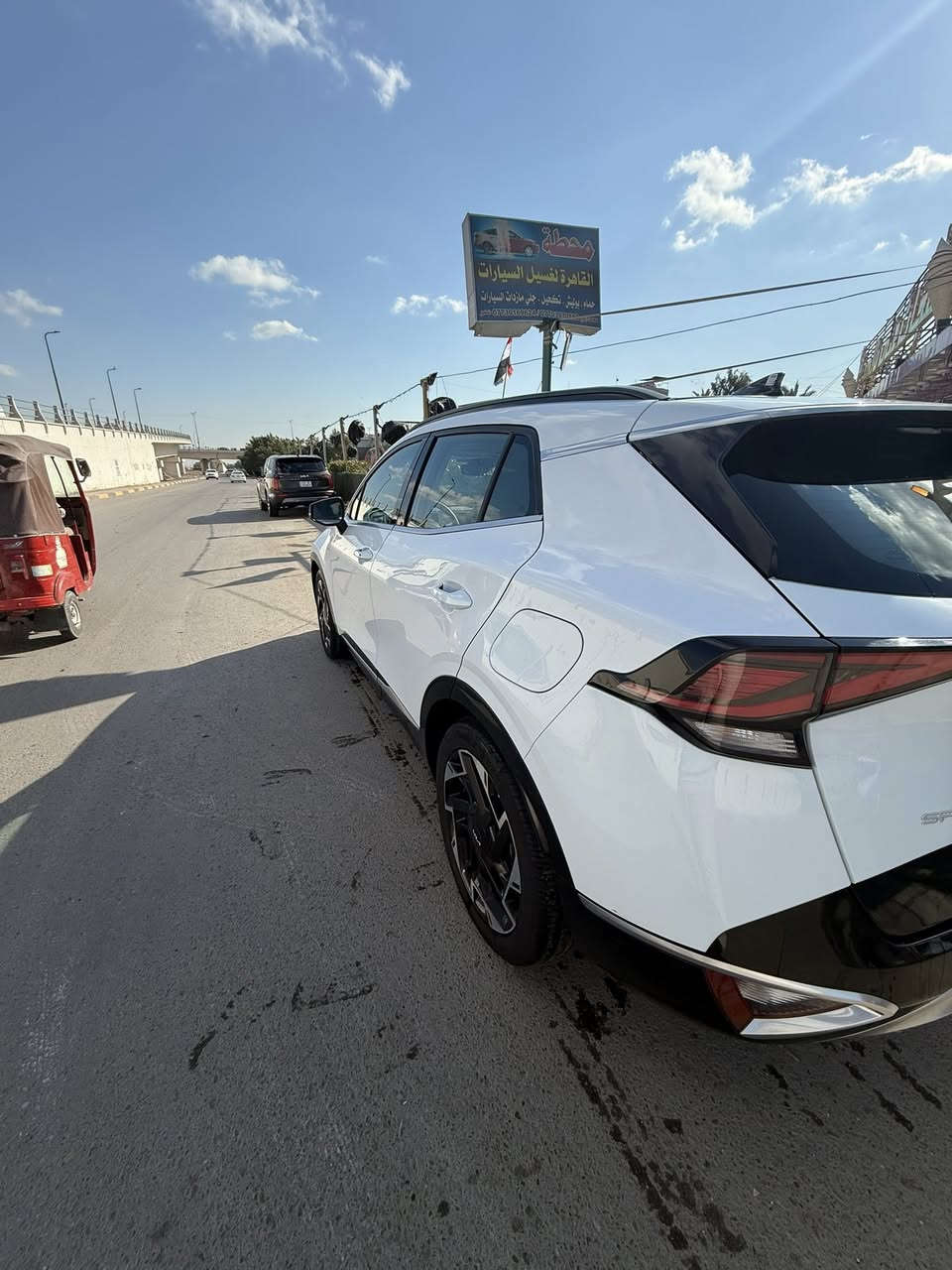 السلام عليكم
سبورتج خليجي 23

مكفوله كفاله عامه

ماعده ربع جاملغ السايق صبغ 

سياره فول مواصفات 

محرك دوش 2000

ماشيه 46km

بصمه تشغل بعد 

بانو رامه

كشنات كهرباء

تدفئه كشنات ستيرن

تبريد قطعتين

سايد بريك بصمه كهرباء 

اشاير مري شفط ترحيب عند الاقتراب رادارات

حساسات امامي خلفي 

باقي المواصفات معروفه 

سعر 227

العنوان بغداد حي القاهره قرب سوك علي النعمه 

ممتواجد ع فيس ***********
