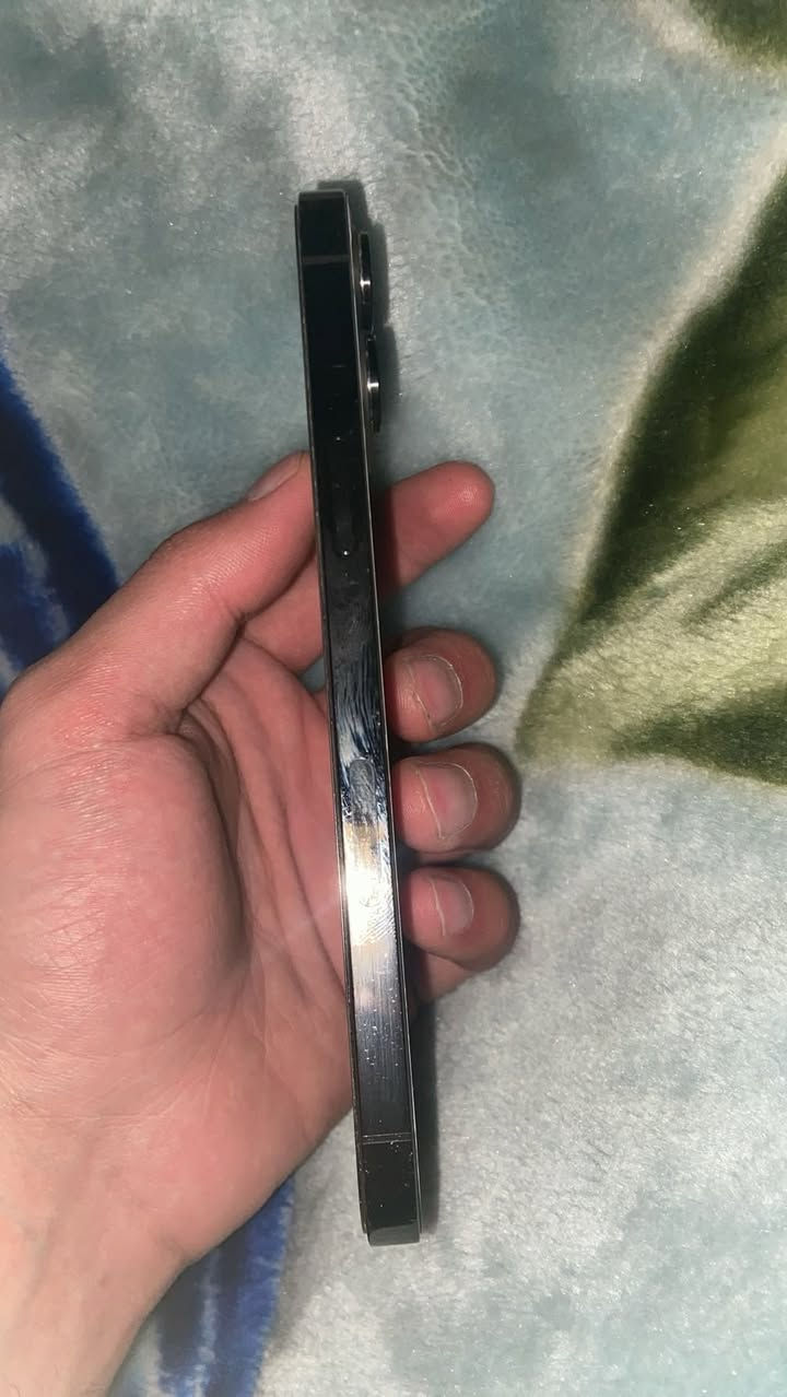 آيفون 12 برو ماكس كفاله بيع أو مرارس ***********
