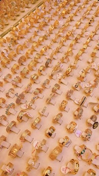 تشكيلة حلقات • ذهب مطلي • ضمان اللون