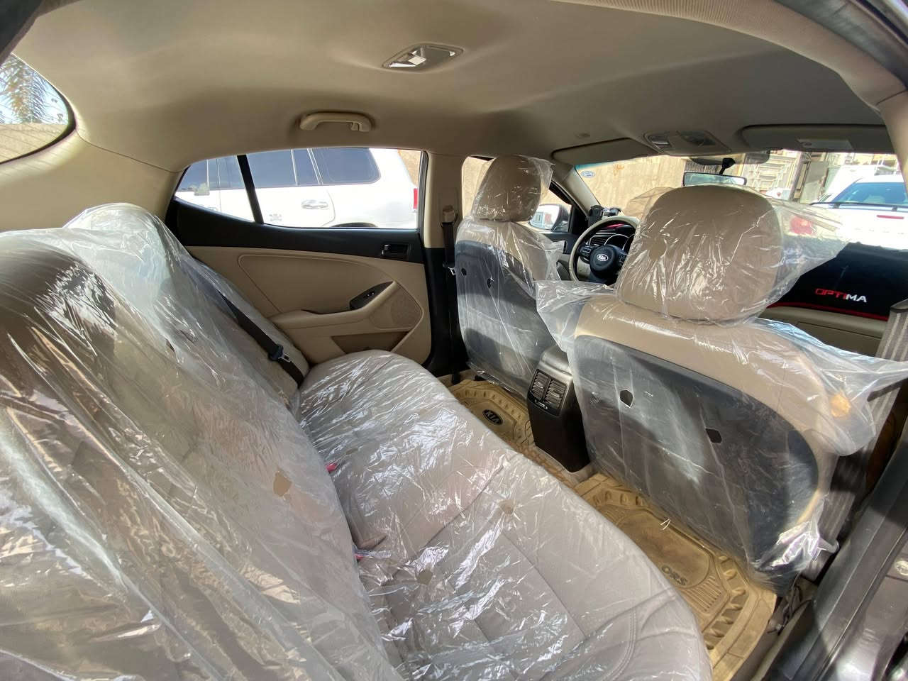 السلام عليكم/ كيا اوبتيما 2016 رقم اربيل محرك دوش مكينة 2000السنويه لغايه ٢٠٢٩ المواصفات فول ماعدا الفتحة تحكم استيرن جهتين  +شاتات شفتات كاميرا خلفيه مرايا شفط تبريد قطعتين السياره خليجيه مكفوله العنوان بصره ابو الخصيب كوت ثويني للاستفسار الاتصال *********** السعر 142 مع المجال القليل  غير متواجد على الفيس
