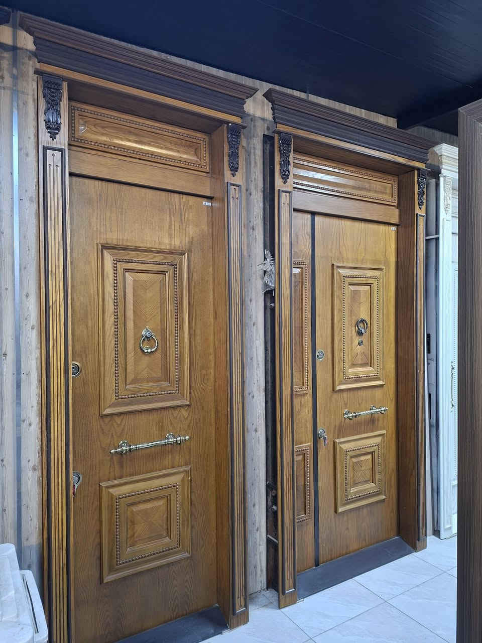 السلام عليكم
ابواب قاصة حديد ٢ ملم حقيقي صبغ حراري ولحيم ليزر داخل تصفيح حديد والياف اقفال تركي ضمان ٥ سنوات
القياسات المتوفرة 
١٠٠×٢٧٠
١١٠×٢٧٠
١٢٠×٢٧٠
١٣٠×٢٧٠
١٤٠×٢٧٠
١٥٠×٢٧٠
١٠٠×٢٩٠
١١٠×٢٩٠
١٢٠×٢٩٠
١٣٠×٢٩٠
١٤٠×٢٩٠
١٥٠×٢٩٠
يمين ويسار
موجود كميات جملة 
***********
***********
المكان كربلاء
