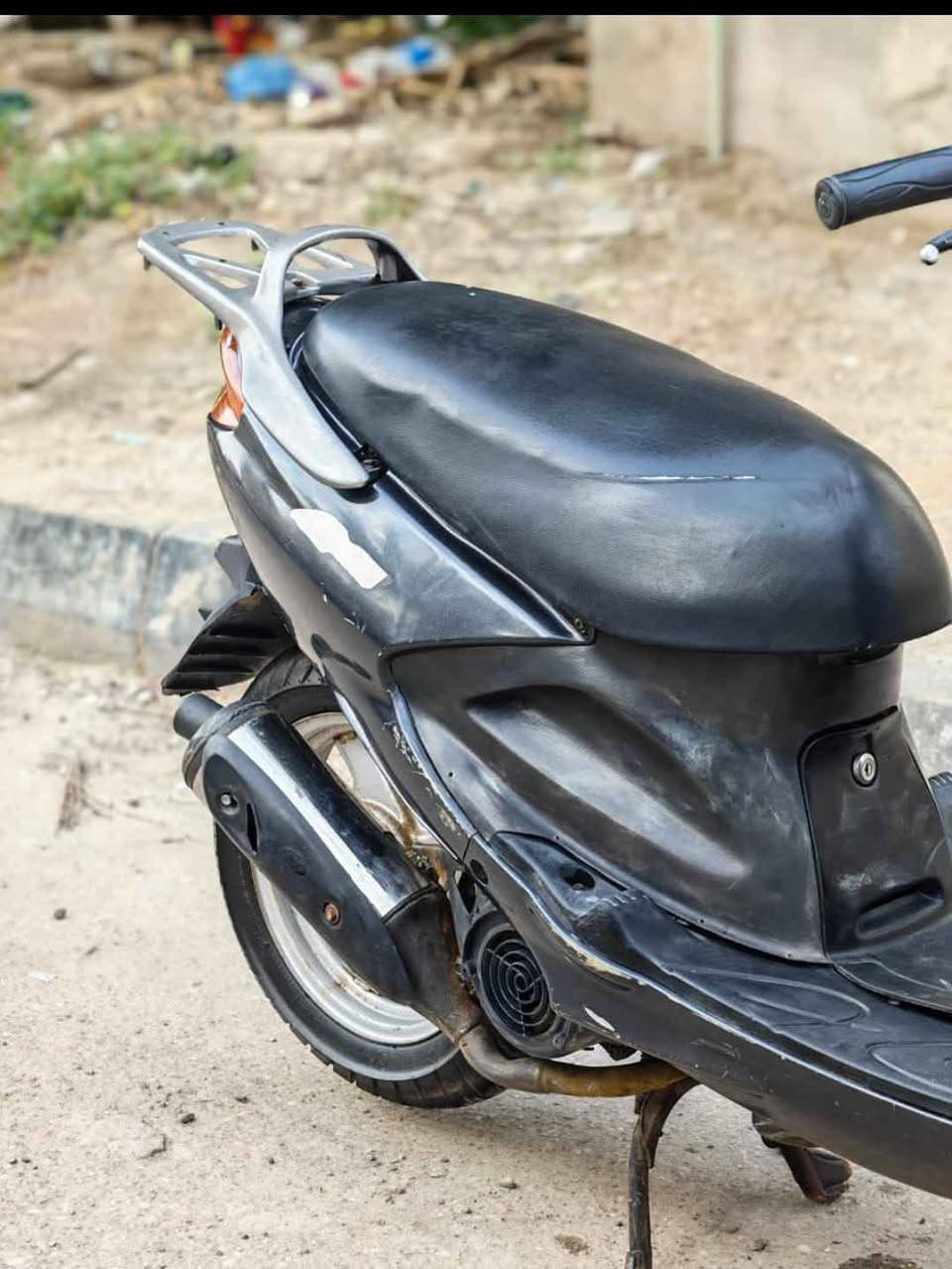 السلام عليكم 

كزوز دراجة ياماها اكزز اصلي مال بالة للبيع 

اخرس صوت ناعم كلش بلادي بعد مايحتاج اسولف 

مكاني البصرة الجنينه 

***********
السعر 30 الف البصرة, العراق
