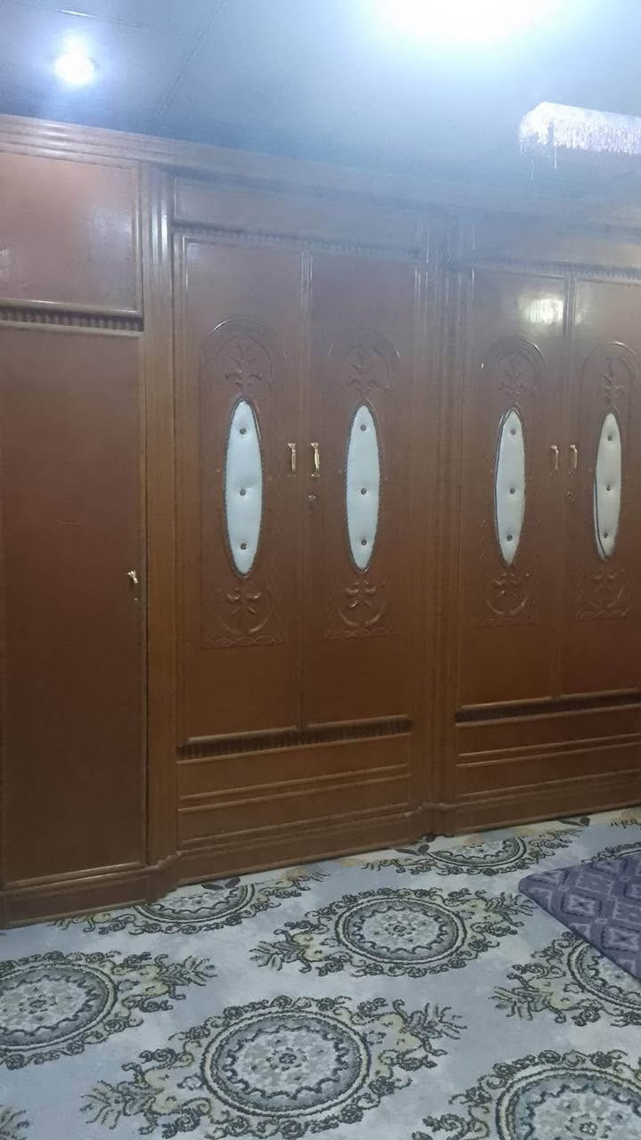 للبيع غرفة نوم صاج عراقي نظيفة 
السعر: 600 الف وبيها مجال
الرقم : ***********
العنوان: النجف حي القادسية النجف, العراق
