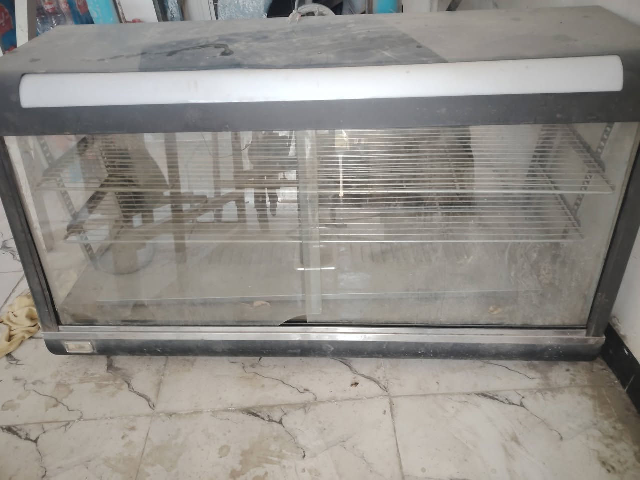 سلام عليكم غراض للبيع مطعم للبيع
مكاني لطيفيه
***********
