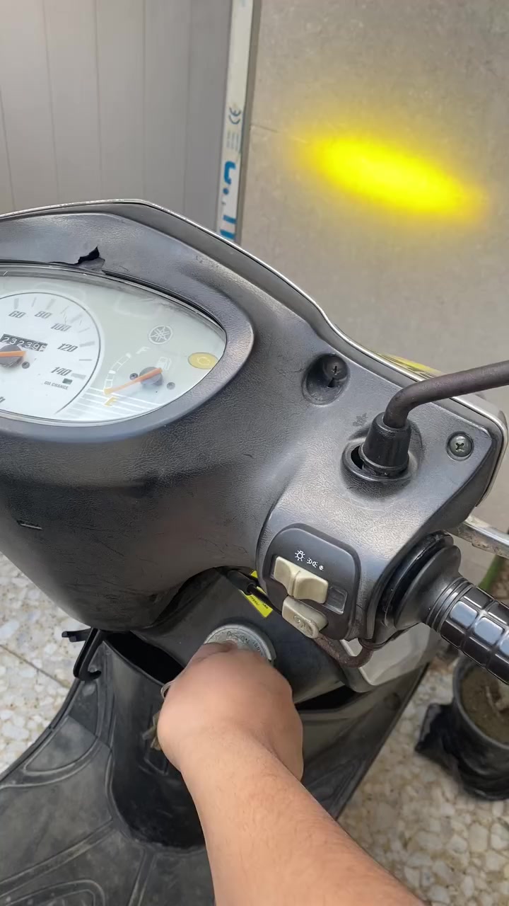 دراجه بريز بغبغاء البيع دراجه مفوله كمينه ما مفتوح بيه برغي السعر 850
رقم واتساب فقط ***********
