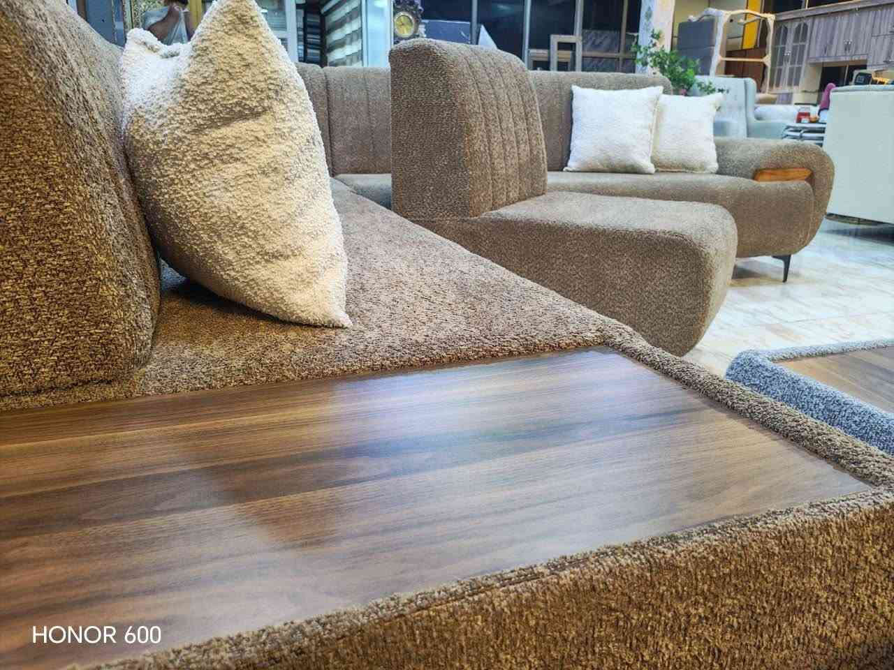 عرض خاص 💯القسط الشهري 85 الف 💫 لحاملي ماستر رافدين 
ديوان كورنر جديد 🛋️🛋️
قياسة 290x290 سم بالأضافة الى قطعه جوكر 
المواصفات 💯💫
☑️قماش خاولي
✅مقعد طبي
☑️قياس المقعد مريحة جداً
✅طبلة جانبية متصلة
☑️ أرجل حديد 
✅أنتاج 2026 أستيراد خاص
العنوان 📍📍 بغداد / المحمودية
للأستفسار ☎️☎️
***********
