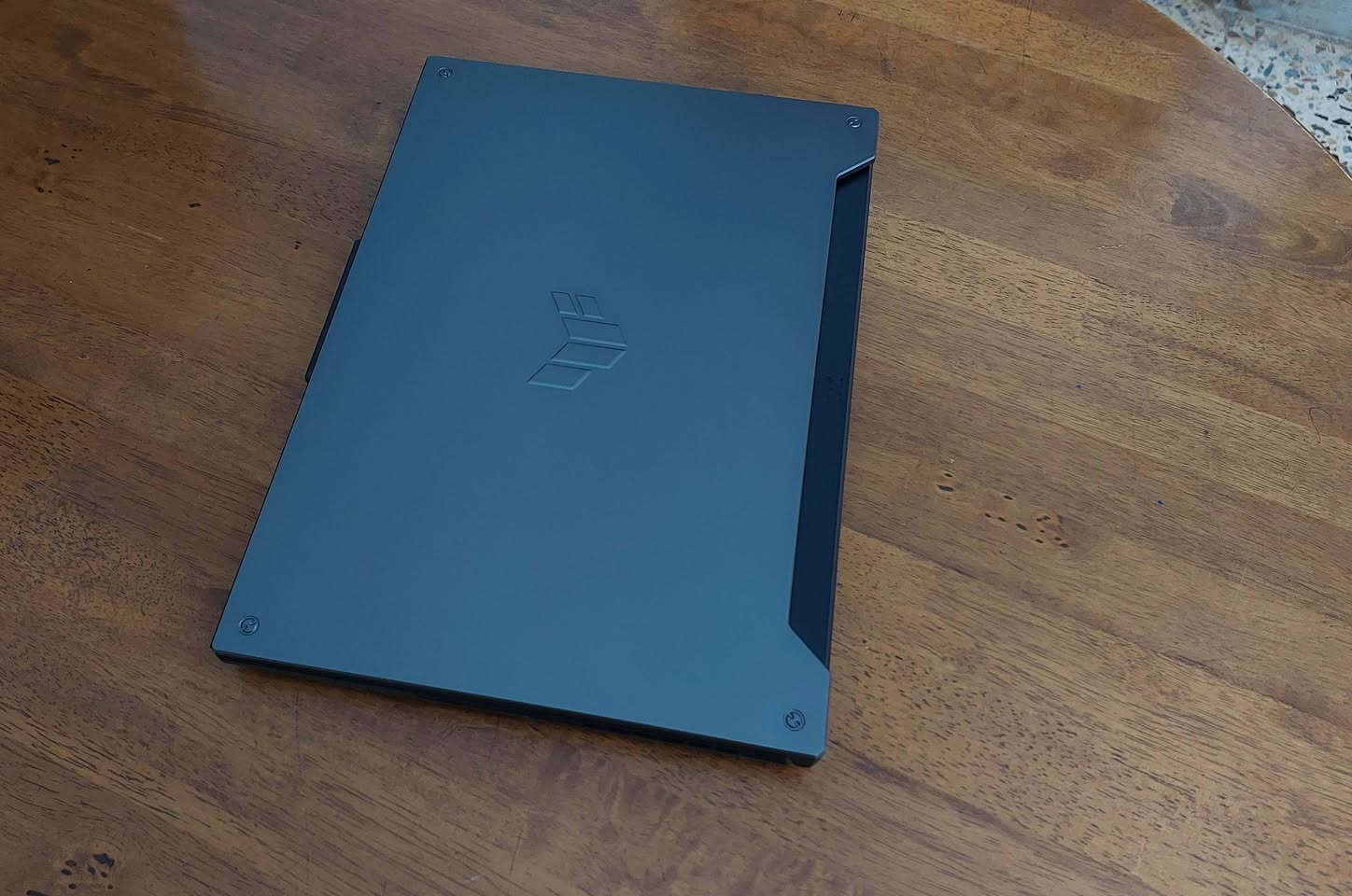 السلام عليكم .. لابتوب جديد  معالج كور اي 7 جيل  12 نوع H  ورام 16 كيكا  نوع ASUS وكرت RTX3050 وهارد 512 SSD وشاشة حجم 15.6 تردد 144 فريم ب 600$ للاستفسار الاتصال ***********  او  *********** (واتس )
