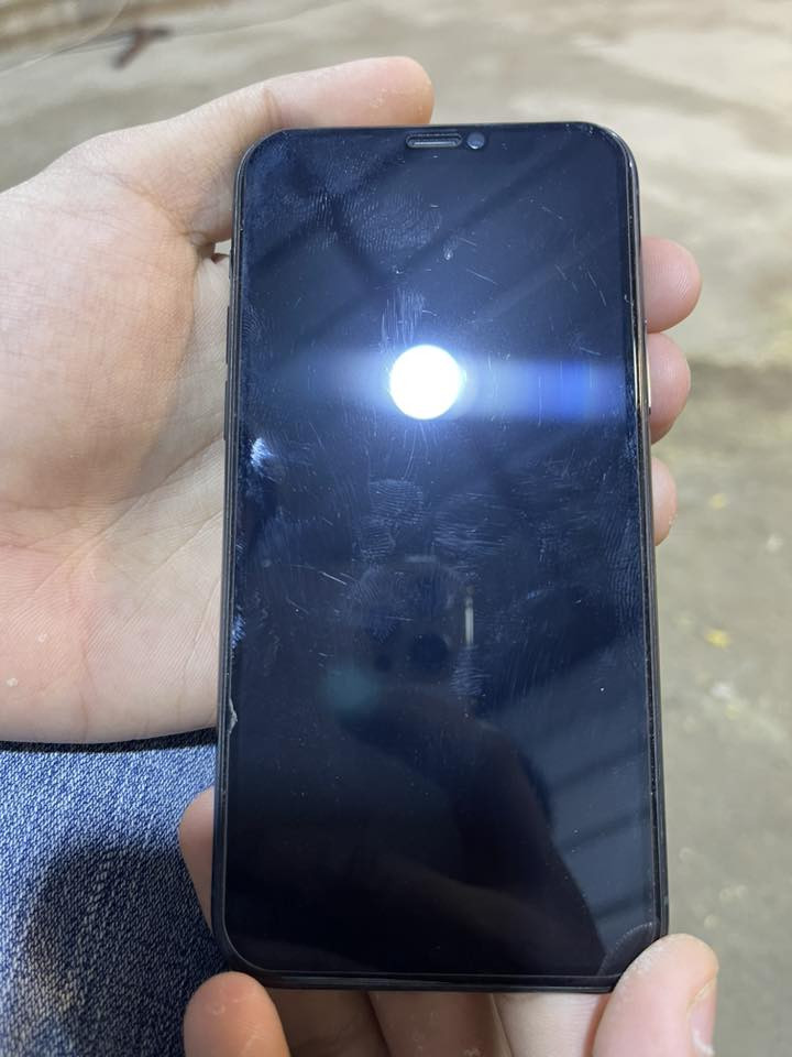 للبيع 11برو  مكاني بغداد السعر 175 مكلف بالنشر اتصل ع الرقم ***********
