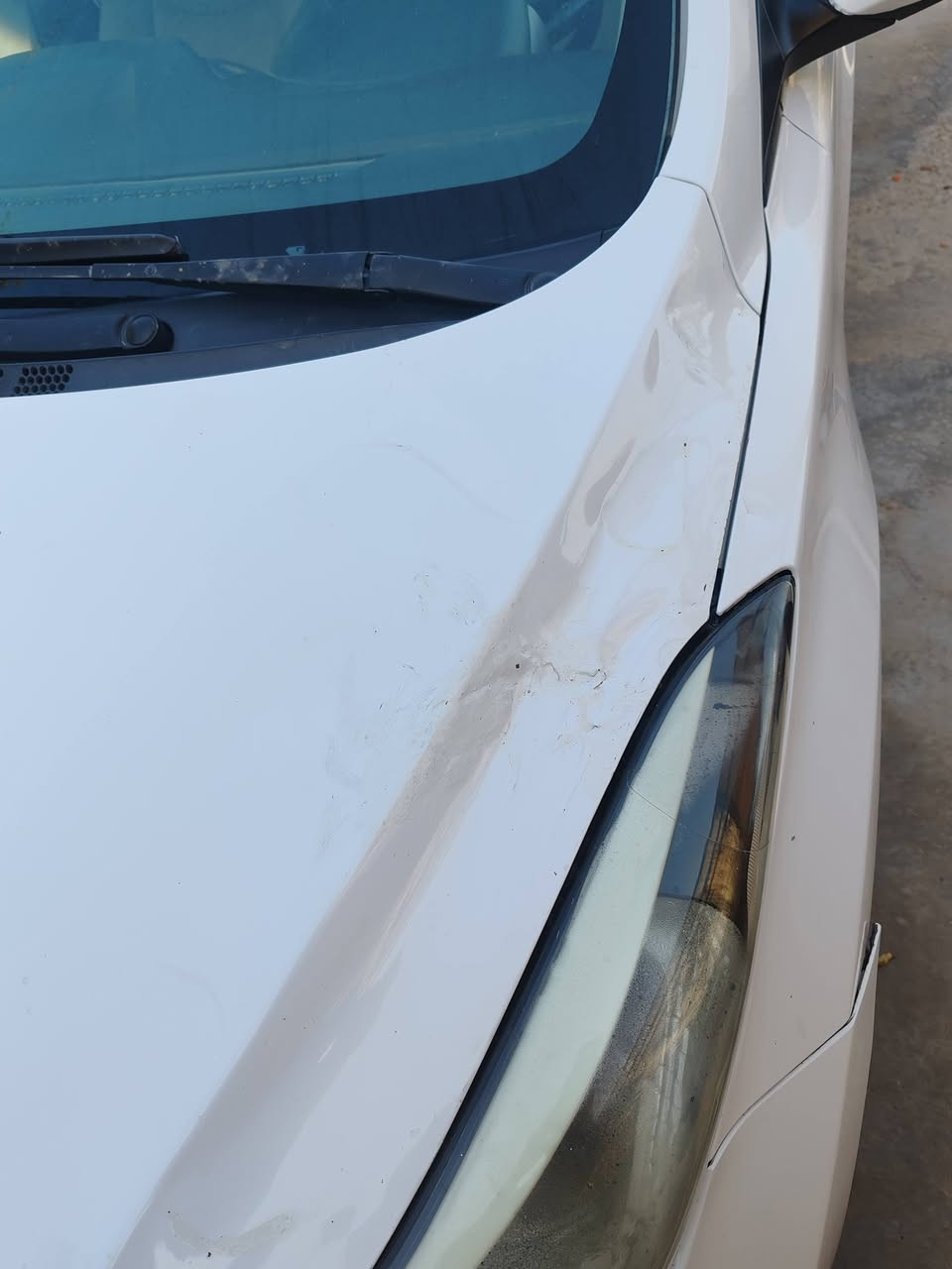 النترا للبيع موديل ٢٠١٥ خليجي رقم بغداد صبغ قطعة وحدة وشوية بالبنيد موجودة  بالصورة 
محرك كير كفالة السعر ١١٦ وبيها مجال بسيط المكان المحمودية للاستفسار الاتصال على الرقم ***********
