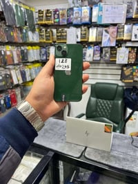 آيفون ١٣ • ١٢٨ • بطارية ٩٥٪