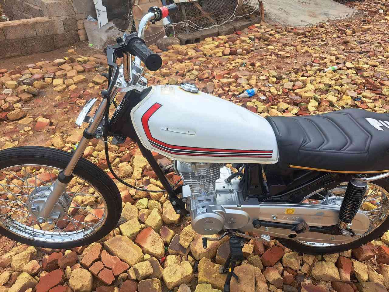 سلام عليكم دراجه اوراق اسكنر السعر ٦٥٠                        ***********
