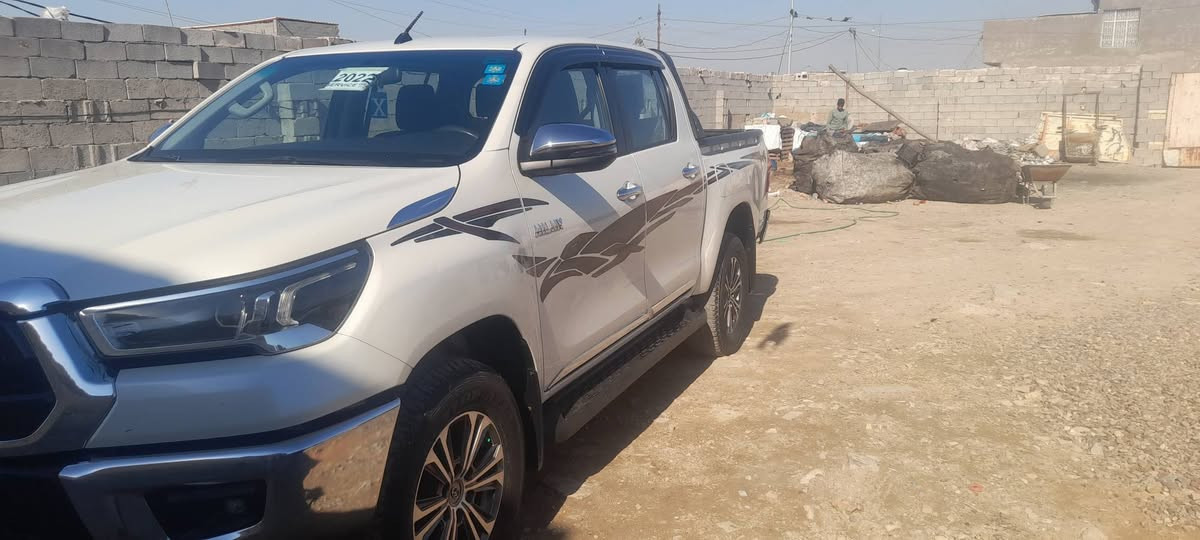 السلام عليكم هايلوكس موديل ٢٢ رقم بغداد سيارة باسمي تحويل ثاني يوم سيارة مكفولة كفالة عامة ماعدا تلث باردات بلبدي سعودي ماشية ٧٧الف*********** السع315 ورقات
