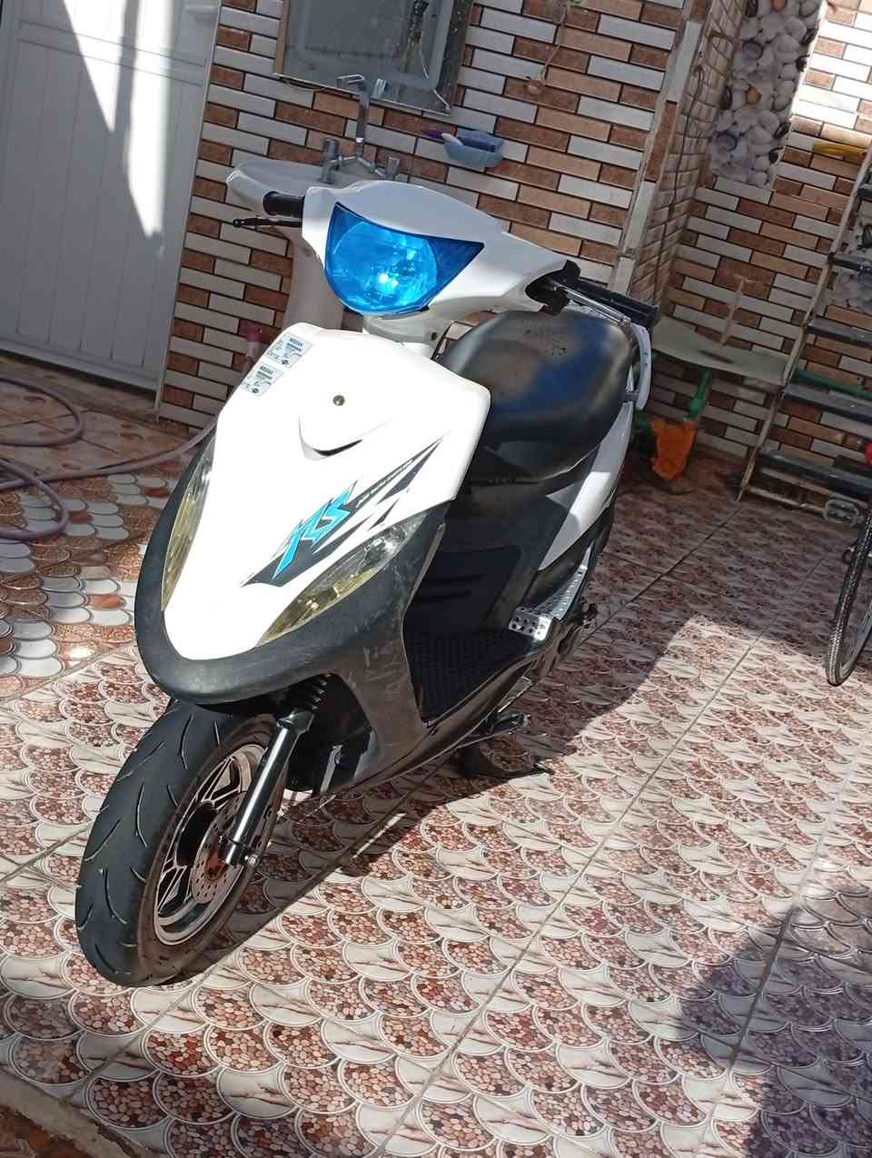 سلام عليكم دراجه ماكس عدله البيع كامله الاخير مكينه خرسه شلعه ومعدل لدراجه نضيفه كلش كابريتر بلادي كهربيات شخاله كله سعر الدراجه 550الف وبيه مجال  العنوان الديوانية حي العسكري قرب مدرست العراق ***********
