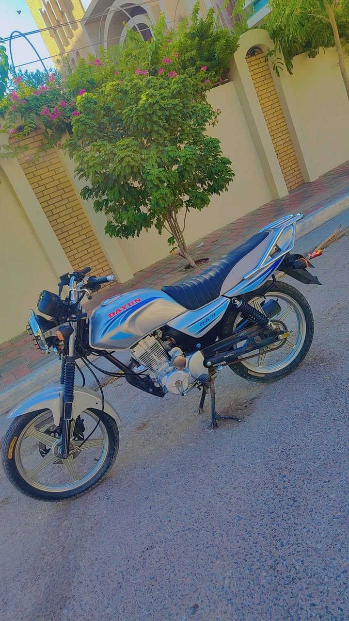 اقرة المنشور وخابرني ويخدمتك دايون عضم 20طالعة بل 21 اوراق اصولي اصولي شرط الترقيم وكيلهة ثامر خلخال وصل معرض بسمي مكتب حسين يرقملك الدراجة الف ما تصرف عليهة جاهزة السعر 725 عنوان كربلاء ***********

