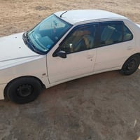 بيجو 306 للبيع السعر 55 الاتصال الرقم 07801496652