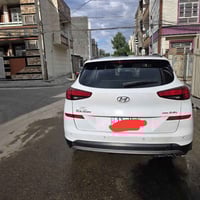 توسان ٢٠١٩ أمريكي  كامل المواصفات فول  ضررها بابتين عكس السائق تبديل ا...