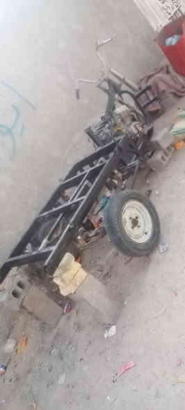 سلام عليكم ستوته للبيع موديل 9رقم وسنويه مكينه 18مامفتوحه تريد ترتيب الشراي انتصل نجف عمود 190 ***********
