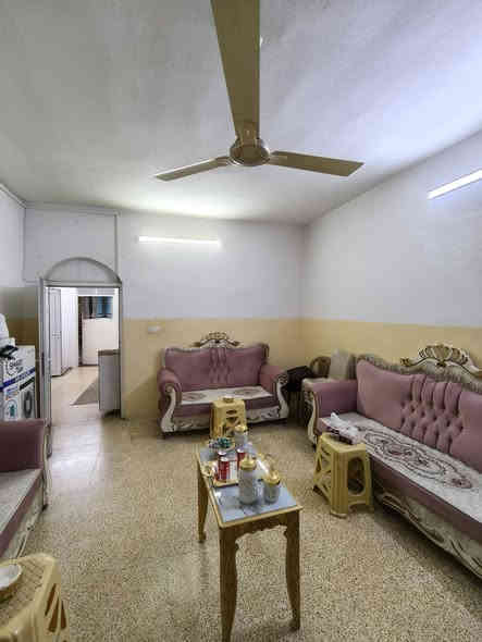 ♦️للبيـــع  .. للبيـــع 
♦️ دار للبيـــع / حي الامن  قريب من جامع اليمامة   .
♦️ المساحه 180 متر 
♦️ الأبعاد ( 9 * 20 )  شروق
♦️ #شارع_تبلبط_12_متر 
♦️ طابقين 
♦️ ط١ / كراج كبير  وحديقه ومطبخ وهول واستقبال وغرفتين نوم وصحيات مع درج داخلي وخارجي  .
♦️ط٢ /  مطبخ سيراميك وغرفتين نوم وهول وصحيات ومخزن وبيتونة السطح كاشي .
♦️ سند طابو الزهور مكاتبة مع #الشرعي مباشر   .
♦️ السعر / #اكتب_تم
♦️للاستفسار الاتصال على 
♦️ ***********
‏♦️ ‪***********‬‏
♦️ *********** 
#مكتب_عامر_الوكيل_للعقار
