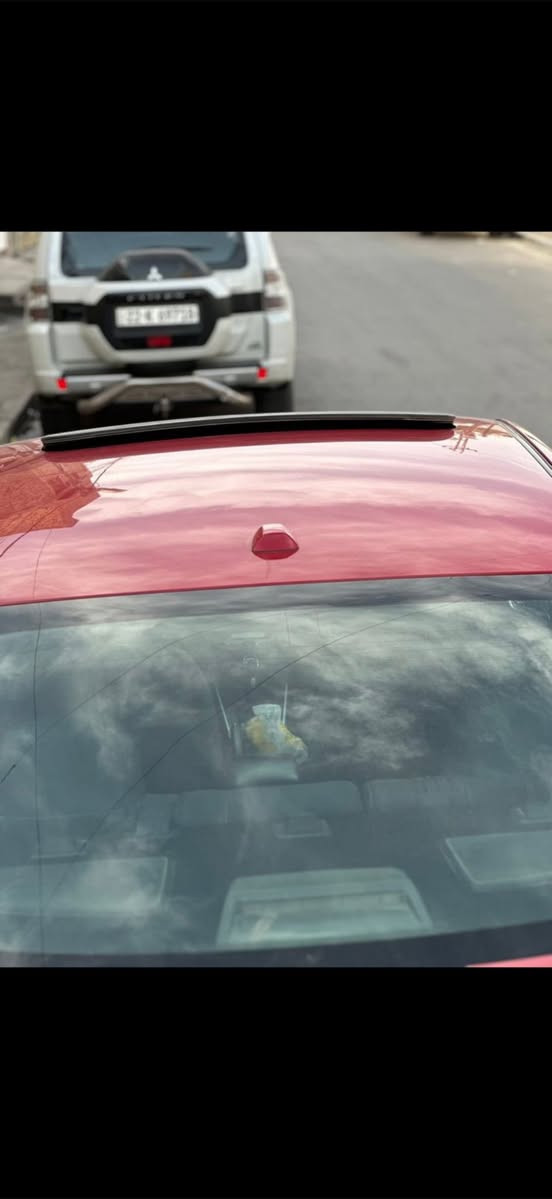 السلام وعليكم نيسان سنترا ٢٠١٩ فول رقم بغداد 
بيها ٤ قطع صبغ جاملغين وبنيد وشوي بالباب 
السياره فتحه بصمه شاشه جبيره كامره تحكمات ستيرن مكينته ١٨٠٠ ماشيه ٧٥  سعر ٩٨ ورقه مكاني بغداد غزاليه 
اي استفسار ***********
