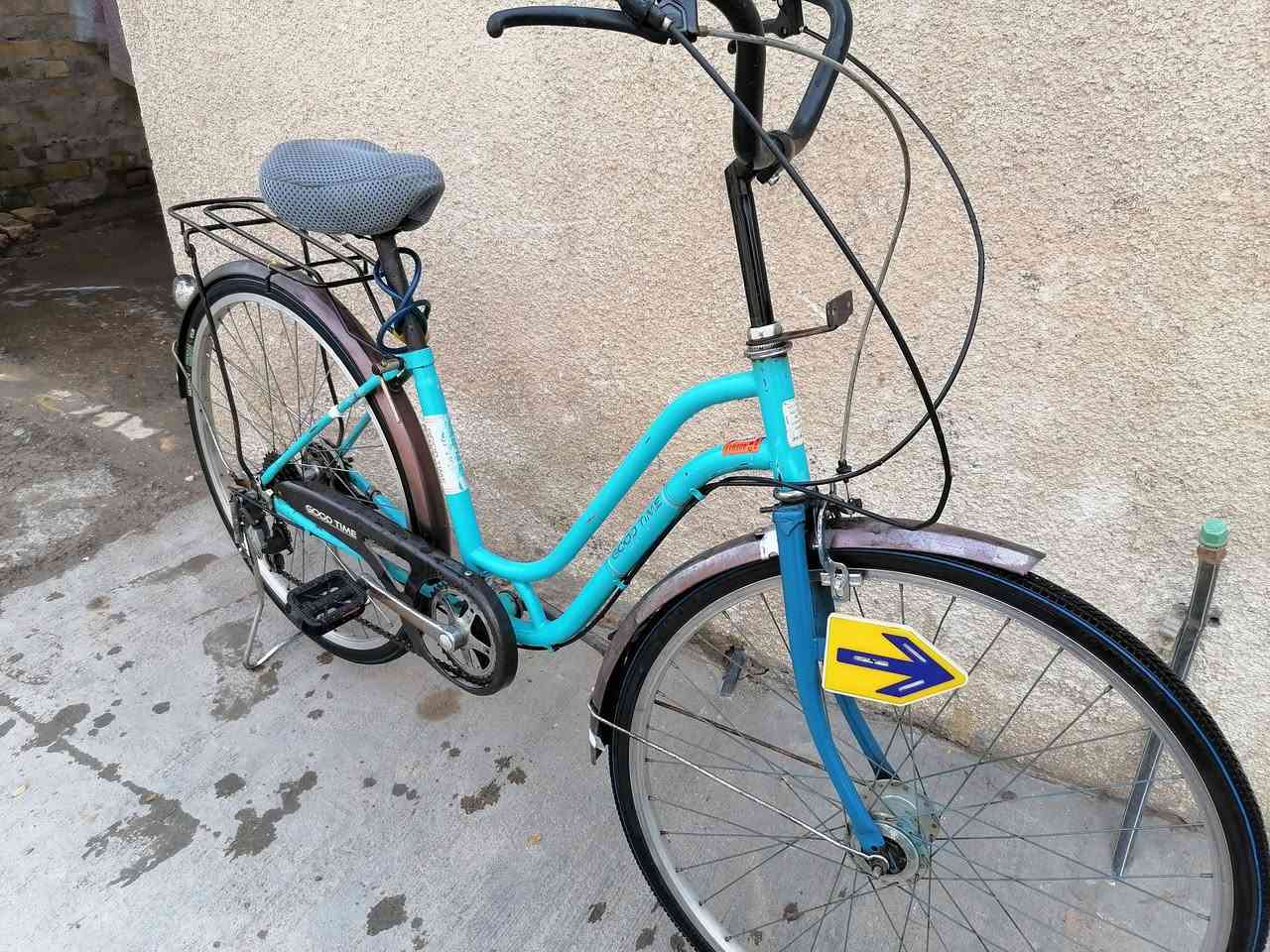 السلام عليكم باسكل للبيع حجم ٢٦ ياباني كير ٦نمر حساس تايرات وجوابه جدد كله شغال سعر ٦٥ مكاني الاثورين الدوره ***********
