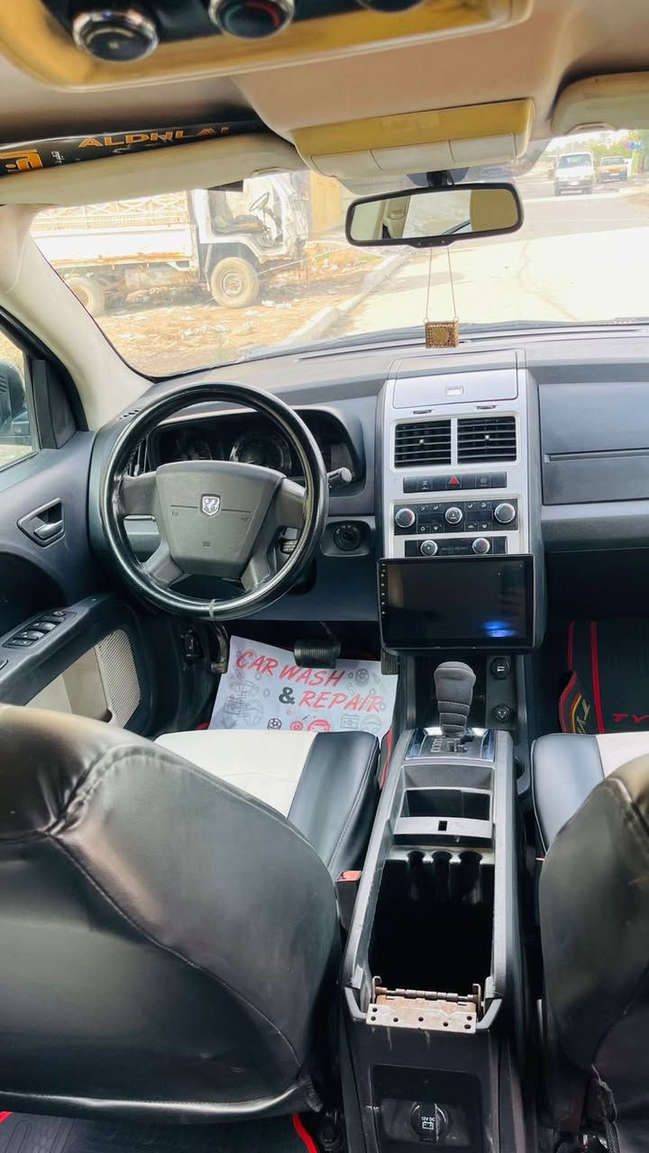 سلام عليكم جورني 2009 وارد امريكي 
بدون دواخل  (بدون شواصي ) 
صبغ حزام 
7راكب
6سلندر 
السيارة كاملة من كل النواحي 
رقم بغداد تحويل مباشر 
السعر 96وبيه مجال 
العنوان بغداد الشعب 
***********
