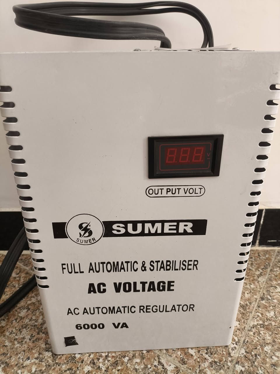 السلام عليكم ،،توجد رافعات ڤولتية كهرباء عدد/4شغالات بحالة جيدة جدا للاستفسار ***********
