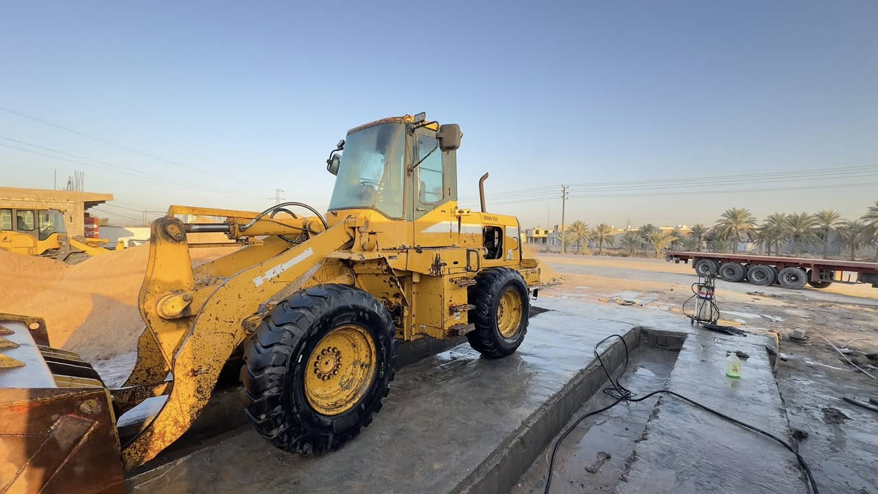 شفل كاوسكي حجم 65 بسمي تحويل ثاني يوم جاهز رقم ميسان السعر 2شدتين أو 50 ورقه وبيه مجال مكاني كربلاء الاستفسار على ***********او***********
