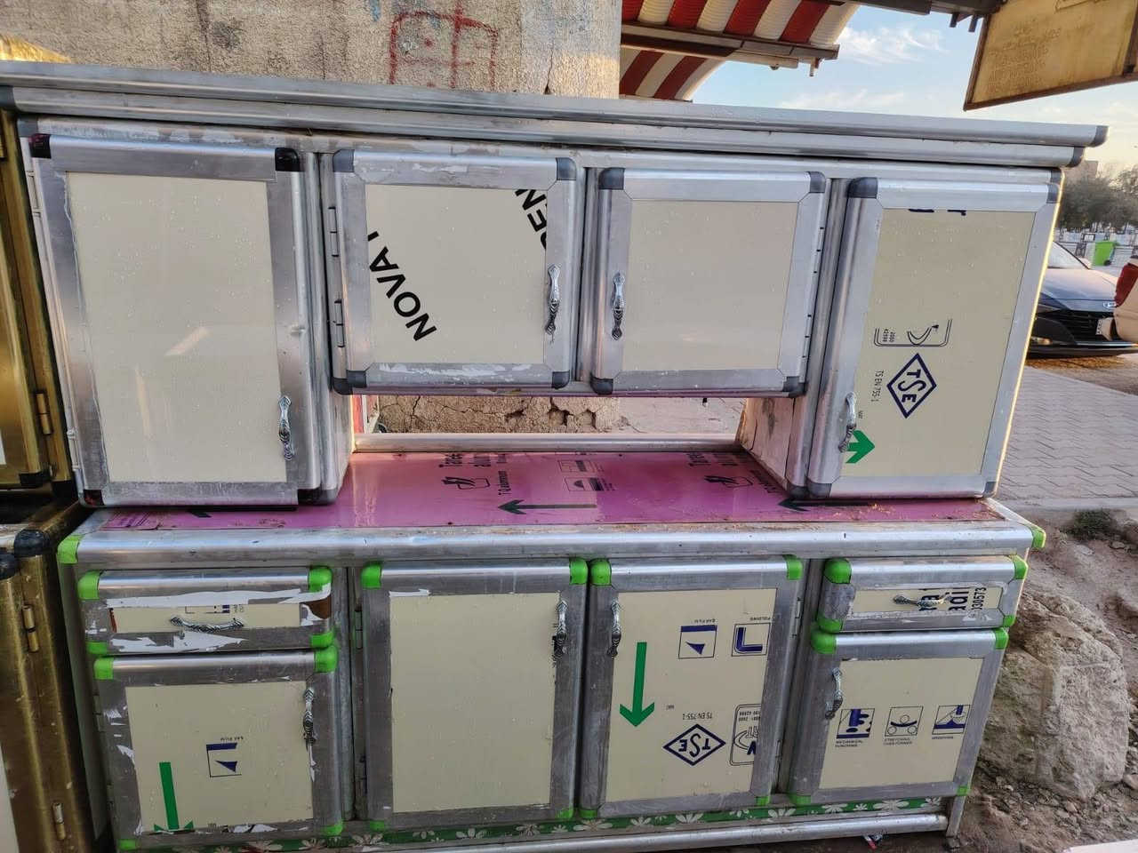 كاونترات نضيفات كلش تزكام البيع المكان عل شط يم فرع السيد غازي أو منطقة الكربلا ئي يم المسبح عفك الاستفسار اوتتصل *********** اوحتى العنده مراوس أو بيع چنه حاضرين
