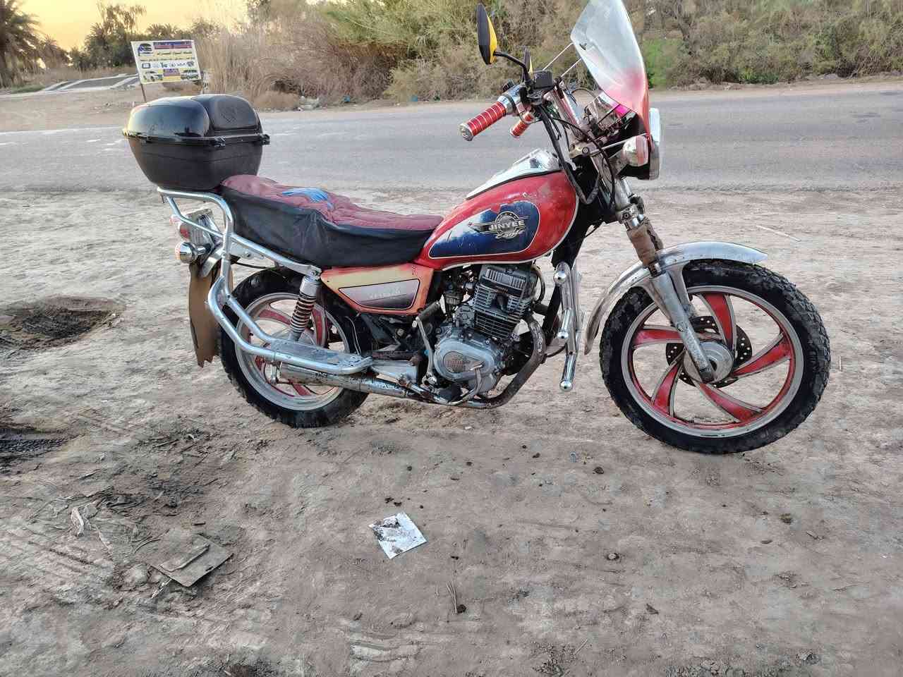 السلام عليكم جوندا للبيع اوراق اصولي الموديل 2015 كهربائيات كلها شغاله نقره سلف دراجهر محرك خير من الله السعر 375 وبيها مجال مكاني بالحمزه الغربي والاستفسار على هذا الرقم***********
