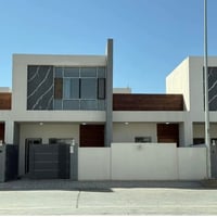 مجمع الؤلؤة • ١٥٠م • مقدمة ٧٣/٩٠