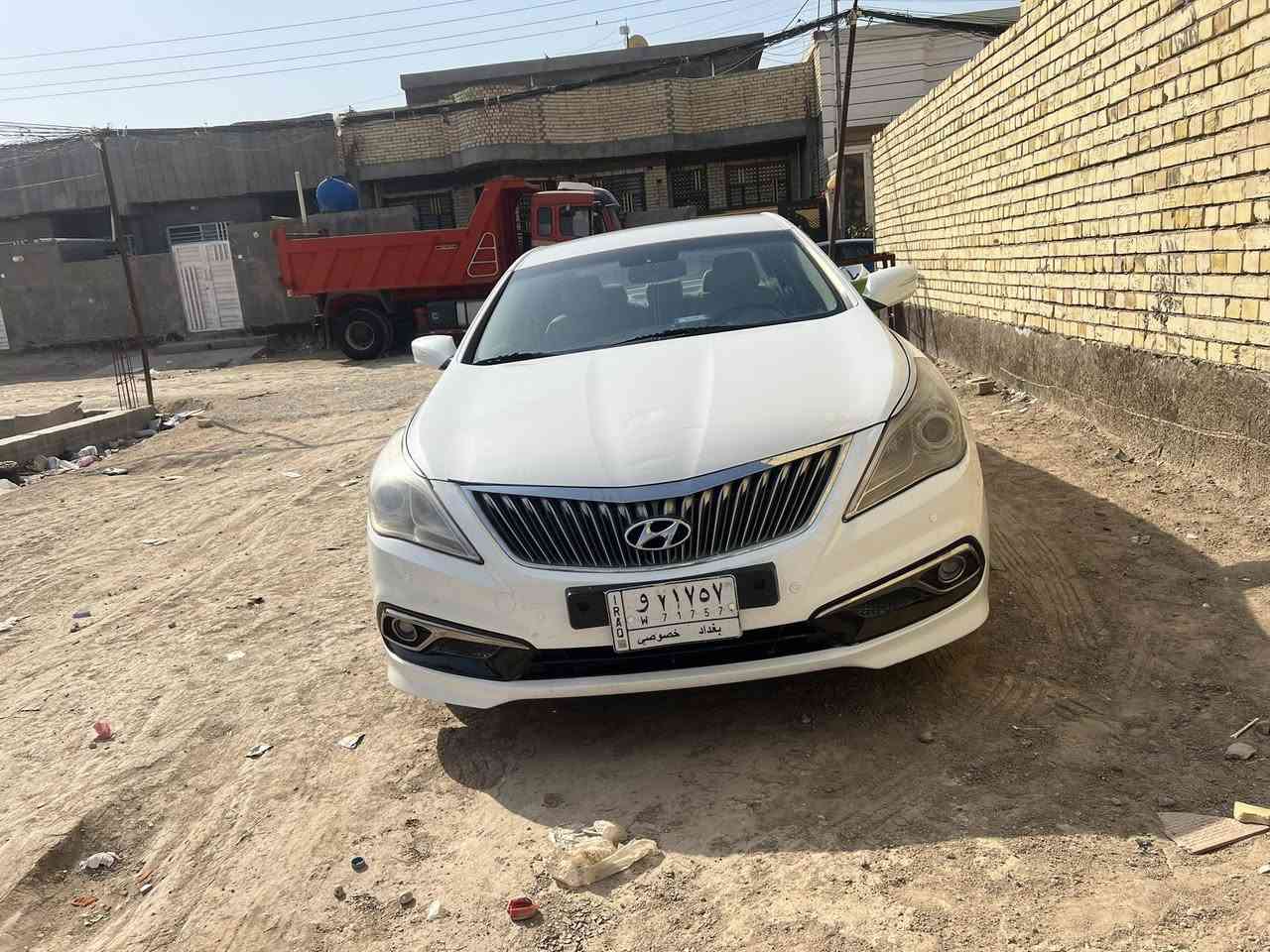 سياره ازيرا 2017 وارد امريكي أبيض صدفي محرك 6v ماشية 90 الف حقيقي رقم بغداد فول موصفات عدى الفتحه  تبريد ثلج كشنات كهربائي تخم تاير جديد بيها فقط بنيد بلادي بدون حادث والهلال الخلفي بسيط سياره خير من الله السعر 120 وبي مجال
***********  العنوان بابل جبله
